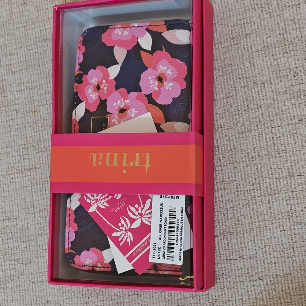 Trina Turk wallet NWT
